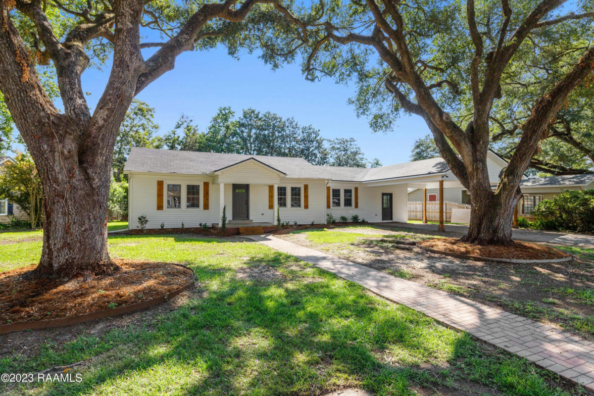 205 GREENWOOD DR Lafayette LA 70506 Single Family Residence For