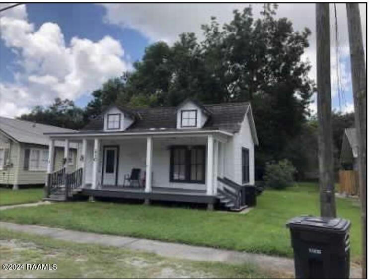 210 5TH ST, ABBEVILLE, LA 70510, photo 1 of 7